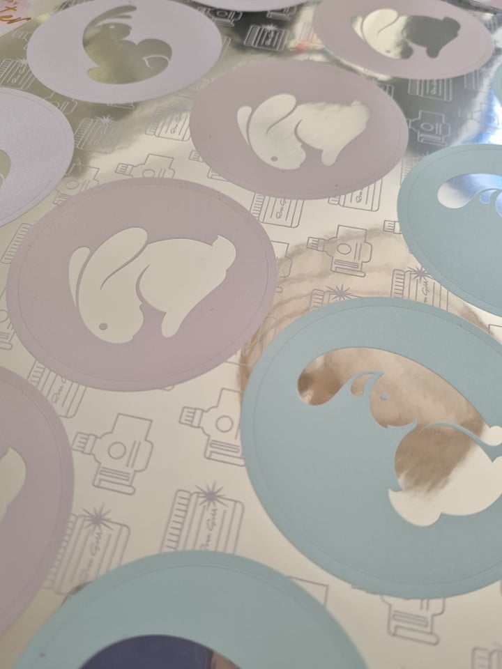 Easter Bunnies Vinyl Label Pack (Round) Matte/Gloss/Foil